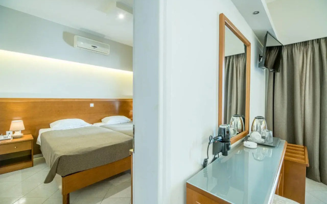 Hiona Holiday Hotel