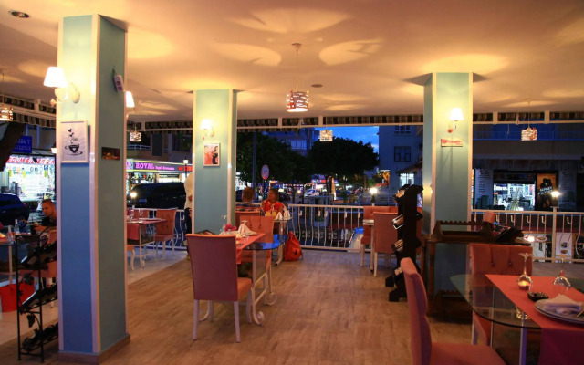 Avlion Hotel