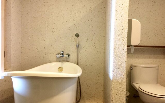 Daban Six Guest House