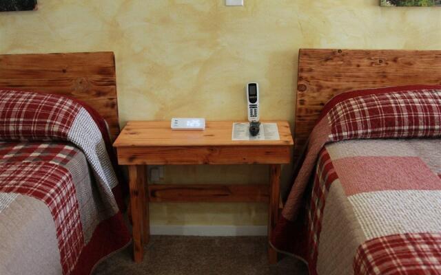Hurricane Hideaway Lodging