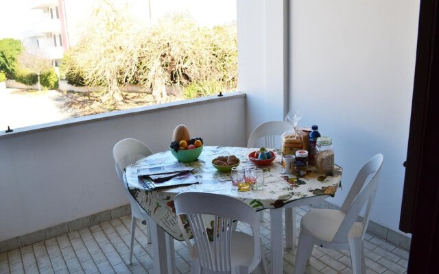 Holiday Home With one Bedroom, Living Room and Balcony and air Conditioning in Torre Dell'o