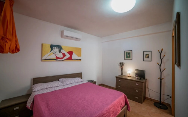 Villa Civico 32 Near The Sea With Pool