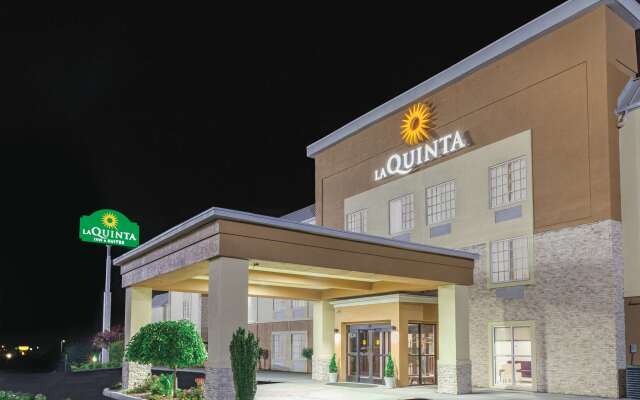 La Quinta Inn & Suites by Wyndham Knoxville North I-75