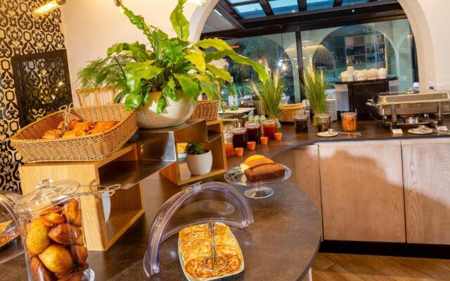 Château et Golf De Taulane