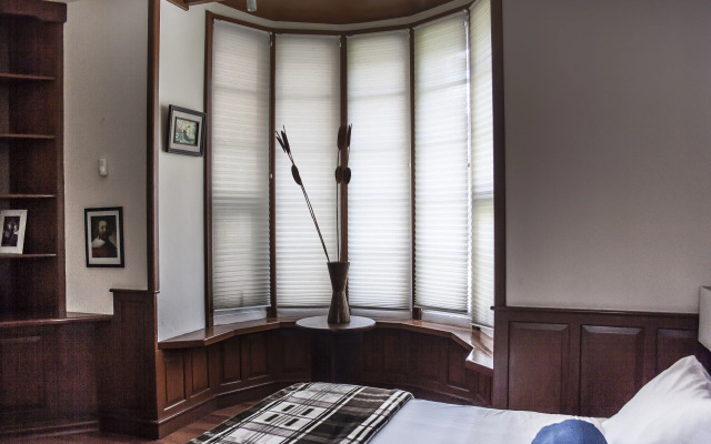 La Esmeralda en el Encanto Hotel Petit