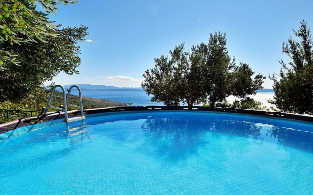 Ivo - With Pool - A1