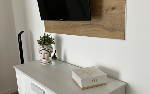 Home Leopardi humanitas, ieo , forum