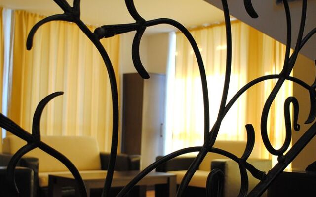 Camelot Residence