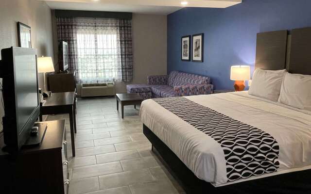 La Quinta Inn and Suites by Wyndham Schertz-San Antonio-Selma