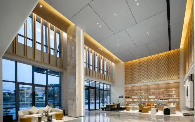 Atour Hotel Lishui Longquan