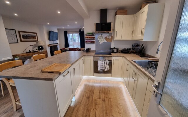 Impeccable 2-bed House in Ulverston With Garden