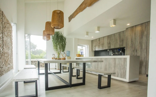 Luxe Villa San Jerónimo by Nomad Guru