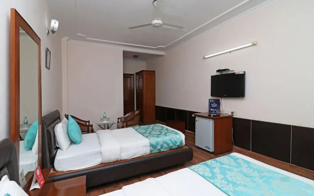 OYO 10585 Hotel Shubhdeep Aashiyana 2