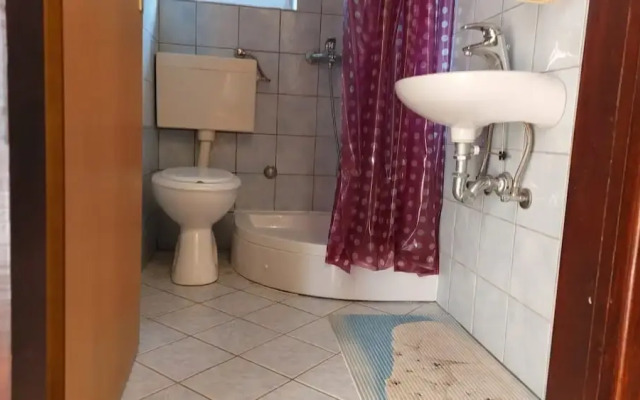 Jase - 30 m From Beach - Sa1-crvena Kuhinja