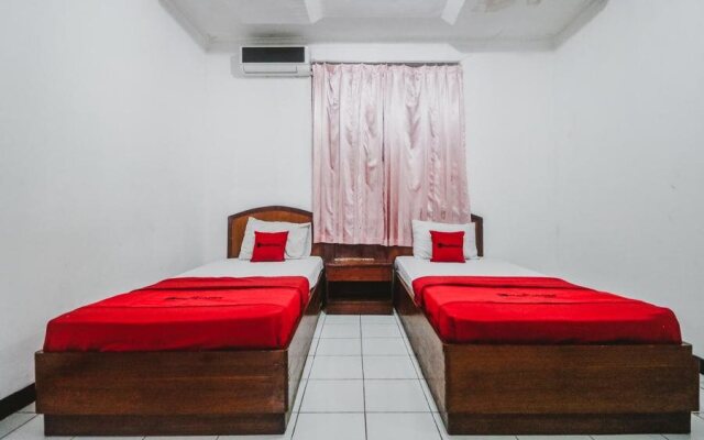 RedDoorz Plus @ Megamendung Puncak Bogor
