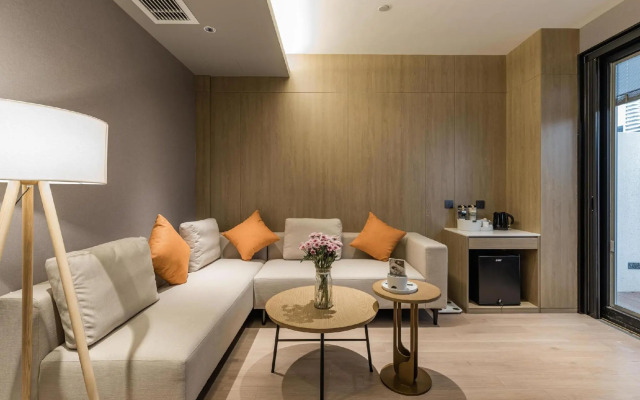 Atour Hotel, Shanghai Expo Center,Yaohua Road