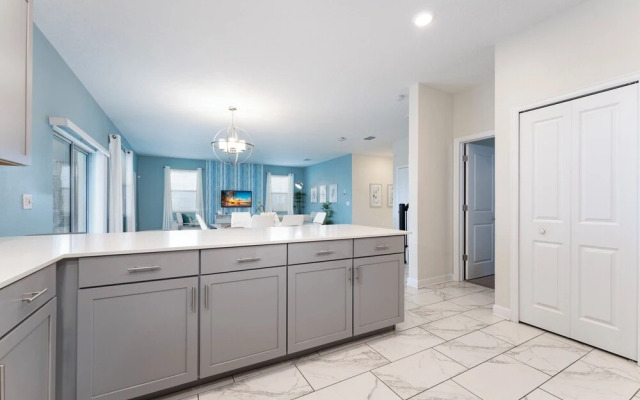 Magical 6BR Villa Pool Themed Room