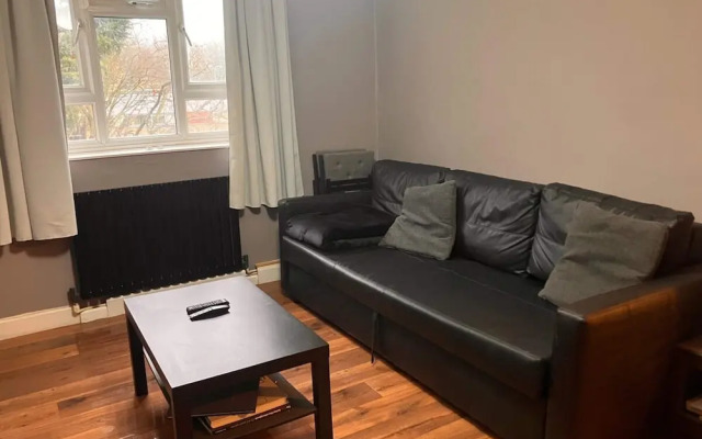 Spacious 1BD Flat - 4 Mins to Regent's Canal!