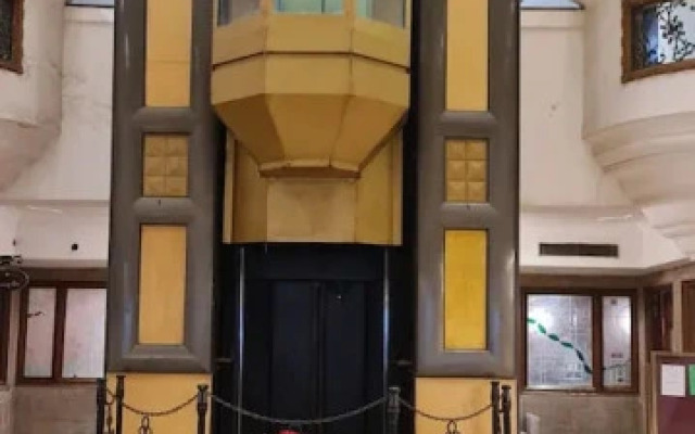 OYO Townhouse 651 Hotel Taksonz