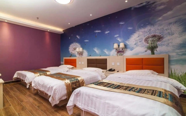 Super 8 Collection Hotel (Beijing Capital Airport New International Exhibition Center)