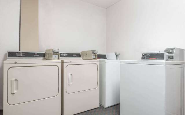 Days Inn by Wyndham Amarillo - Medical Center