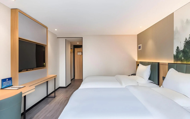 GreenTree Inn Beijing MenTouGou Express Hotel
