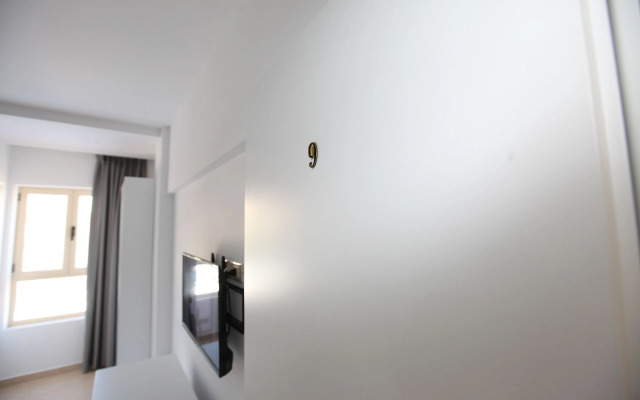 Nika Hotel
