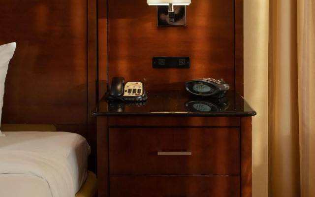 Jake's 58 Casino Hotel - Adult Only
