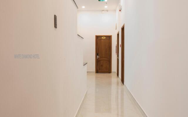 White Diamond Hotel