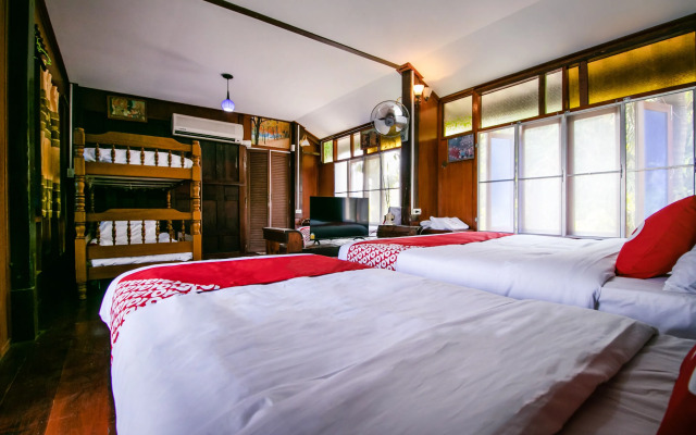 OYO 402 Raknatee Resort