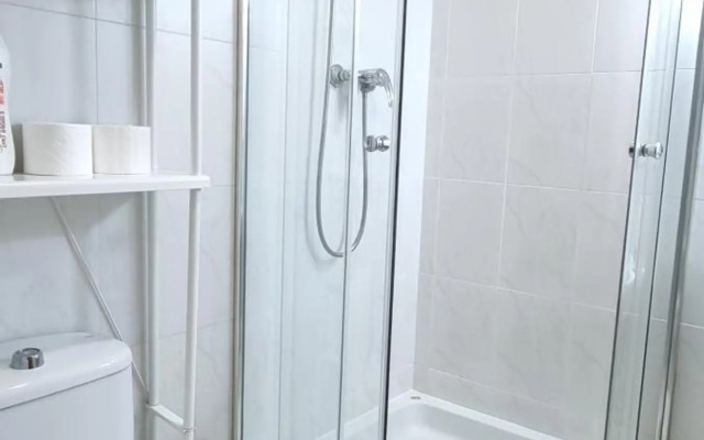 Cozy Apartment 2km from Plaza de Toros-Ventas