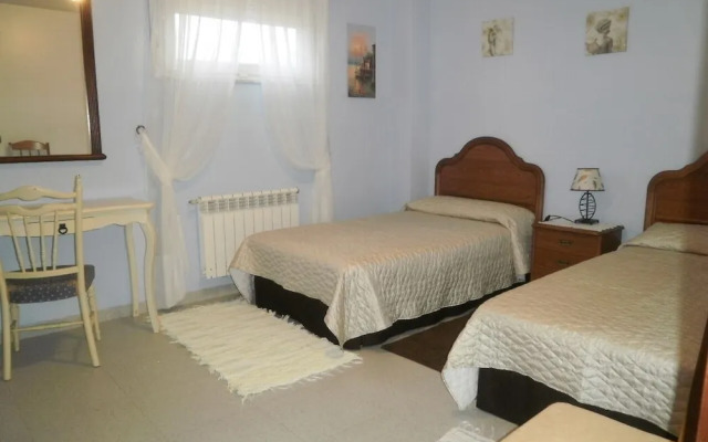 Beautiful Chalet With Spectacular Ocean Views