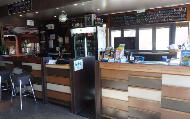 Taupo Urban Retreat - Hostel
