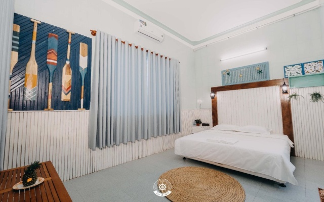 Sea & Sail Hostel – Guest Rooms – Quy Nhon