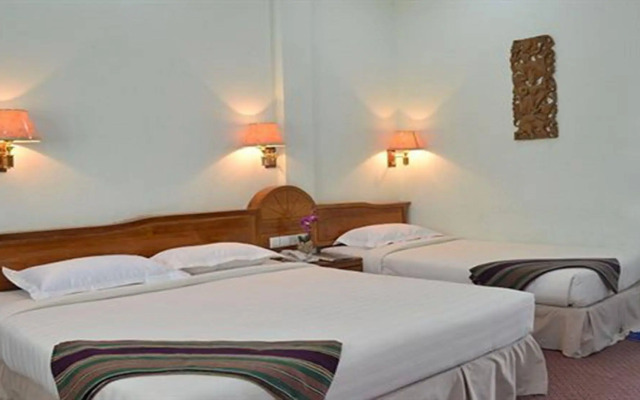 Excel River View Hotel