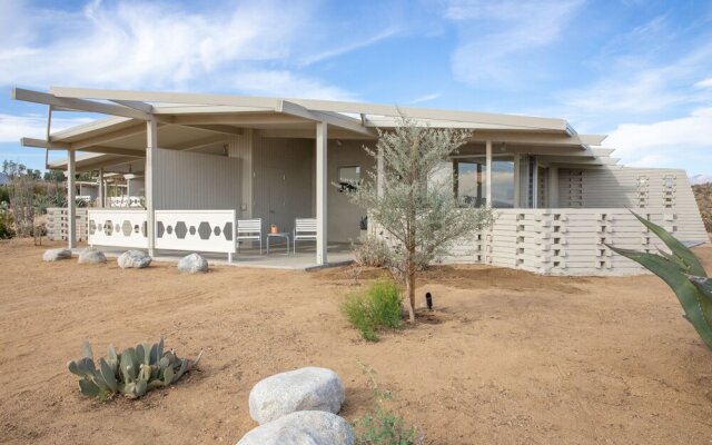 The Bungalows by Homestead Modern at The Joshua Tree Retreat Center