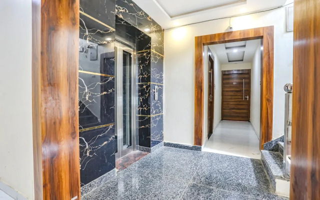 Fabhotel Imperail House