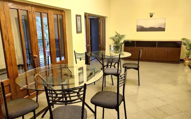 Guest Inn Suites Castle