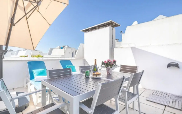 Marbella Pool House Ph39 On Sea Shore