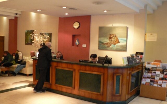 Hotel Reina
