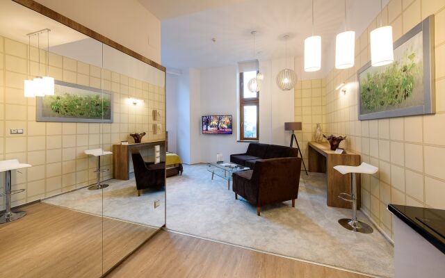 Karoly Corner Residences