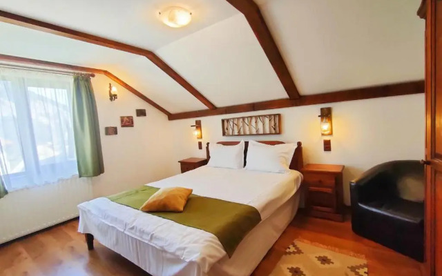 Pension Nea Marin