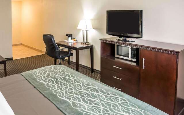 Econo Lodge Inn & Suites Monroe