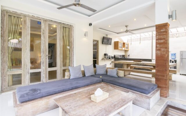 Villa Anggun 1