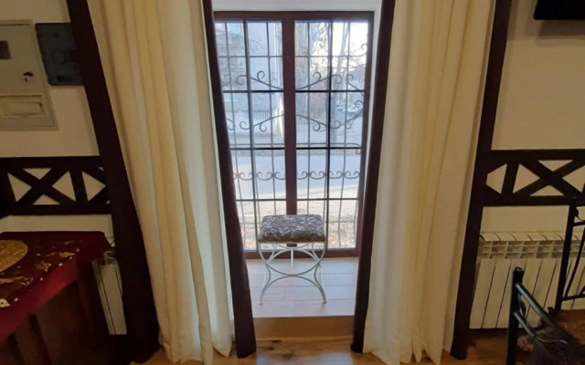 Charlotte -двухуровневая квартира в Центре