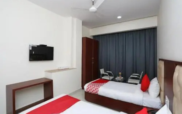 OYO 19122 Mastana Palace