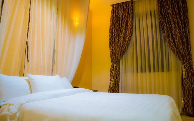 Fourth Parklands Guest House & Conference