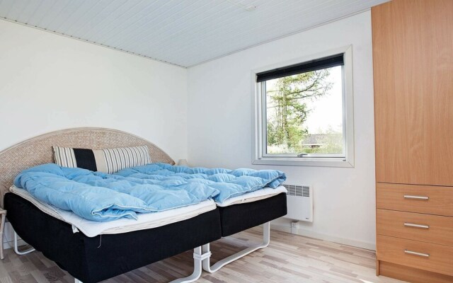 Peaceful Holiday Home in Holbæk near Sea