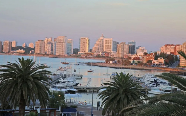 Gala Puerto Apartments