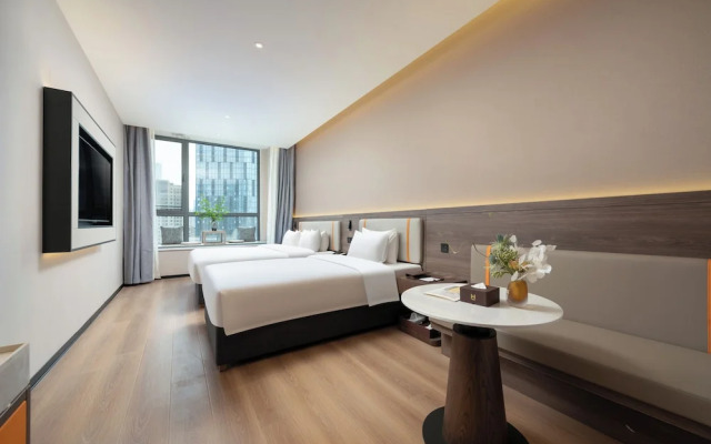 World Hotel  Jinan CBD MixC Branch